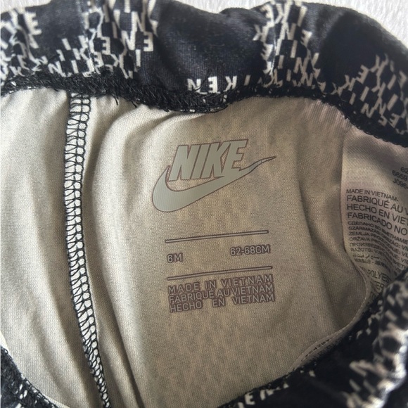 Nike Leggings​ - Picture 3 of 3